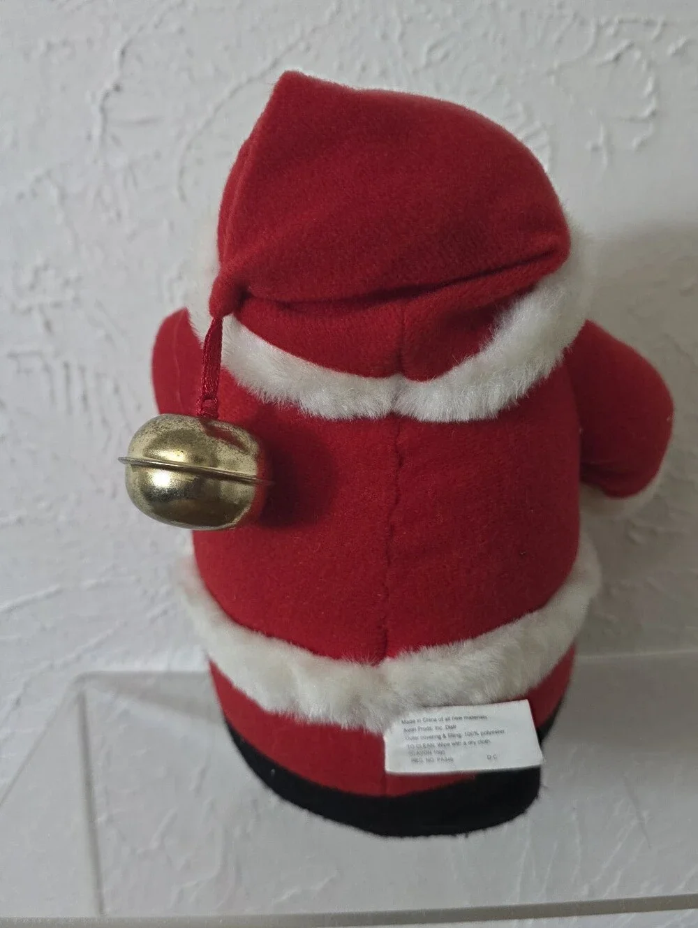 1995 Avon Dancing Santa Plush Musical Christmas #235771